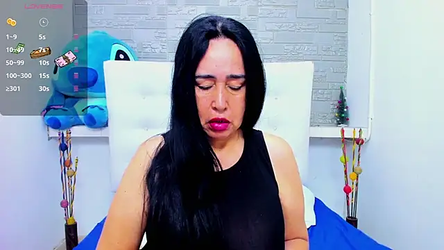 HorniestMilf online show from November 14, 4:10 pm