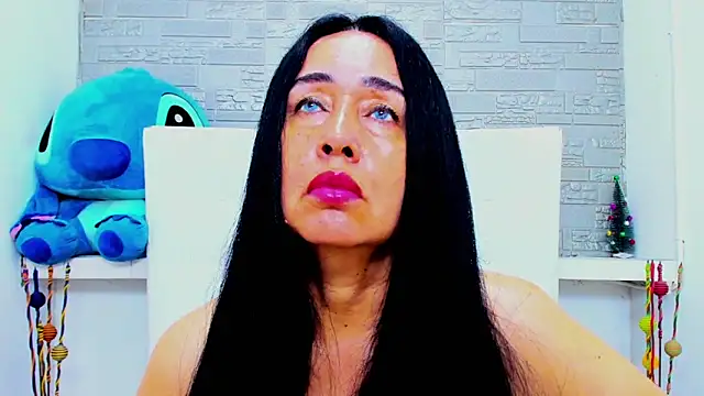 HorniestMilf online show from January 12, 7:53 pm