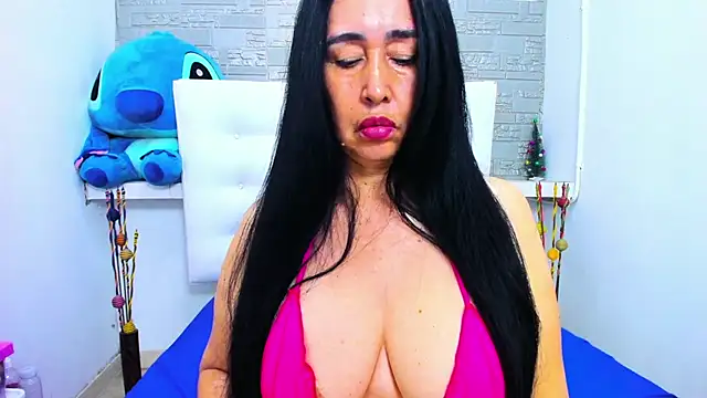 HorniestMilf online show from October 13, 10:43 pm