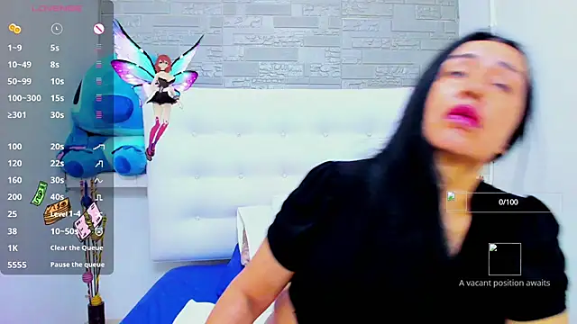 HorniestMilf online show from November 20, 8:20 pm