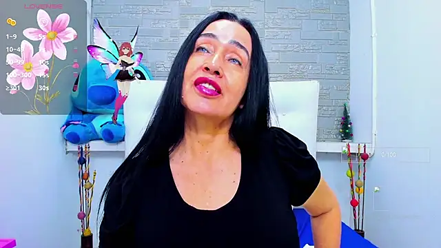 HorniestMilf online show from October 31, 9:43 pm