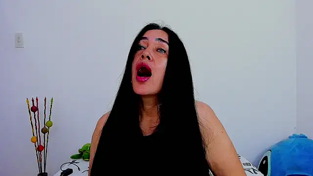 HorniestMilf online show from February 4, 7:53 pm