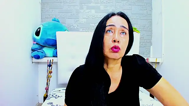 HorniestMilf online show from September 10, 9:03 pm