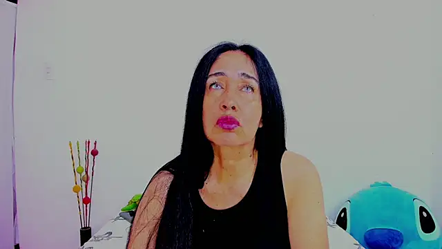 HorniestMilf online show from February 8, 7:22 pm