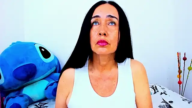 HorniestMilf online show from May 28, 8:37 pm