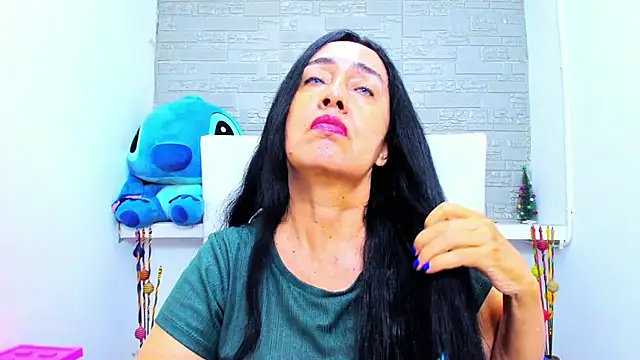 HorniestMilf online show from September 25, 8:04 pm