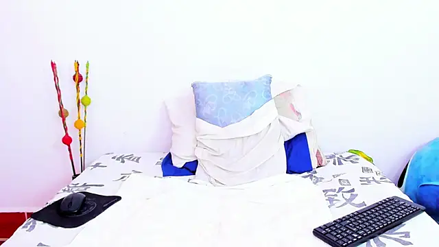 HorniestMilf online show from March 22, 8:21 pm