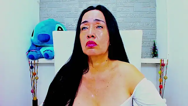 HorniestMilf online show from January 18, 7:28 pm