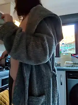 Snapshot of Joinus1988 chatting on January 2, 9:33 am Joinus1988 online show from January 2, 9:33 am