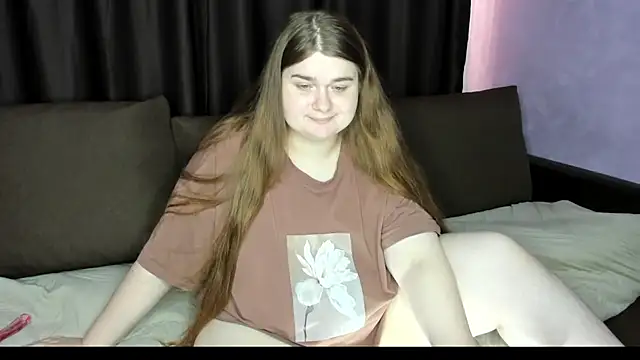 Snapshot of Aushpana chatting on November 14, 9:57 am Aushpana online show from November 14, 9:57 am