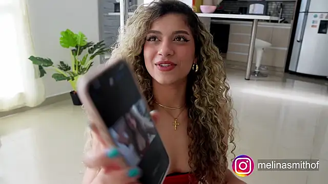 Snapshot of Melina-Smith chatting on September 23, 8:38 pm Melina-Smith online show from September 23, 8:38 pm