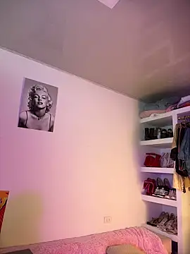 Melina-Smith online show from March 28, 7:37 pm