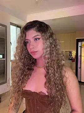 Melina-Smith online show from November 27, 9:37 pm