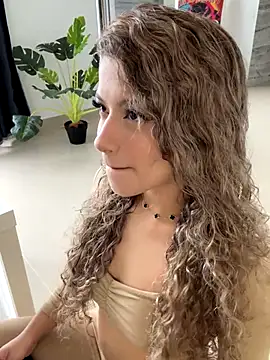 Melina-Smith online show from November 28, 5:46 pm