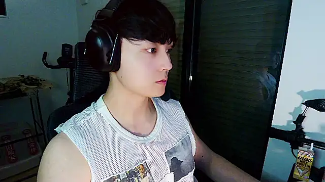 Tkcqcc online show from May 14, 2:58 pm