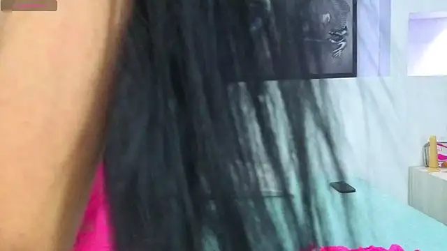 Snapshot of Girls_hot_2 chatting on July 8, 9:15 pm Girls hot 2 online show from July 8, 9:15 pm