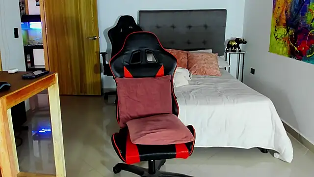 sexy blackman3606 online show from April 18, 5:26 pm