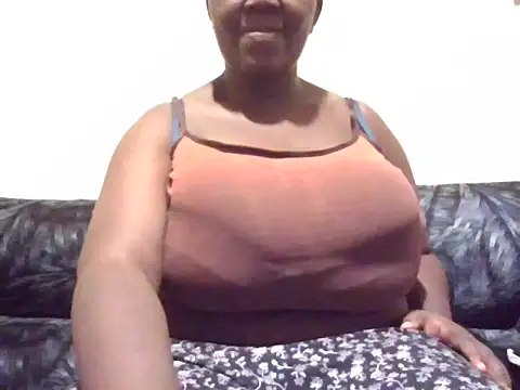 Snapshot of pritty-leila chatting on July 20, 4:09 pm pritty-leila online show from July 20, 4:09 pm