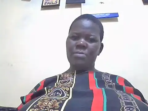 pritty-leila online show from April 13, 8:24 pm