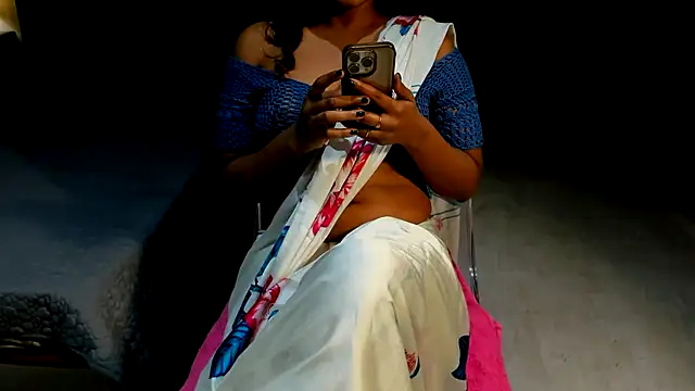 Snapshot of Bad_Girl_Kayra69 chatting on June 17, 9:03 pm Bad Girl Kayra69 online show from June 17, 9:03 pm