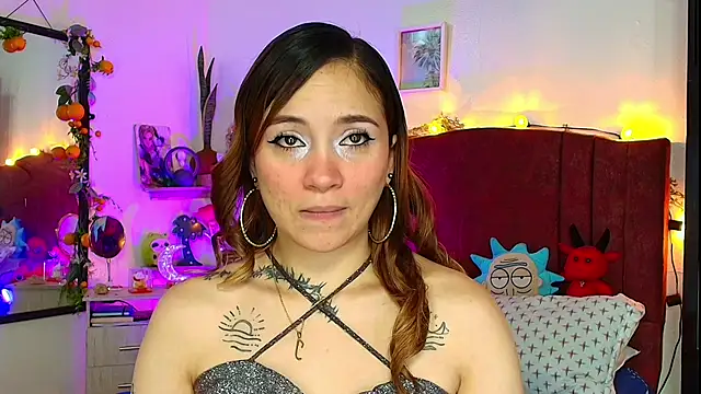 alisson zafiro  online show from April 27, 12:08 am
