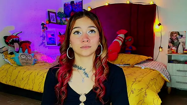 alisson zafiro  online show from November 24, 3:17 am