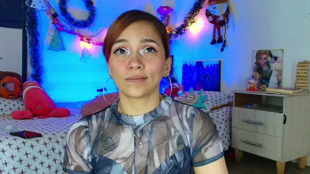 alisson zafiro  online show from December 15, 3:23 am