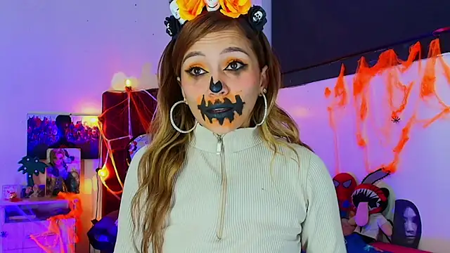 alisson zafiro  online show from October 28, 3:18 am