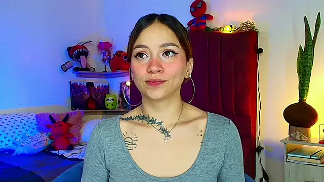 alisson zafiro  online show from March 9, 3:10 am