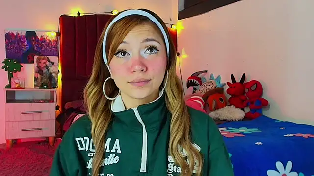 alisson zafiro  online show from October 18, 3:08 am