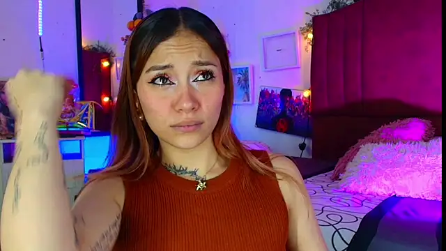 Snapshot of alisson_zafiro_ chatting on January 19, 3:10 am alisson zafiro online show from January 19, 3:10 am