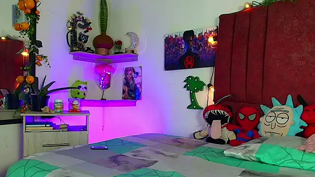 alisson zafiro  online show from March 26, 3:27 am