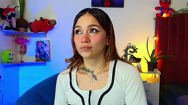 alisson zafiro  online show from March 11, 3:22 am