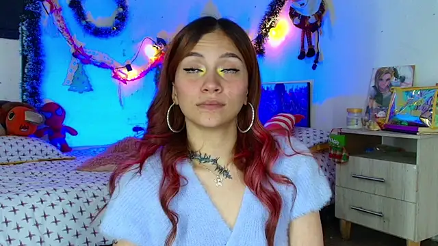 Snapshot of alisson_zafiro_ chatting on December 21, 3:19 am alisson zafiro online show from December 21, 3:19 am