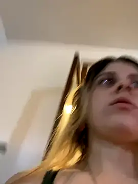 FlorBich online show from December 18, 2:21 pm