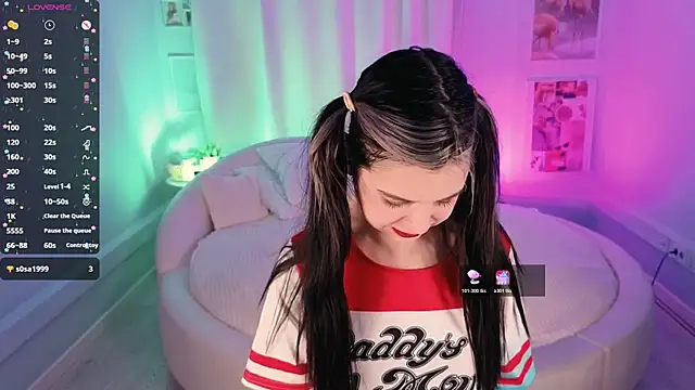 Lil Amelie online show from November 21, 7:51 am