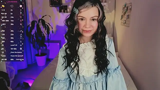 Lil Amelie online show from November 11, 9:48 am