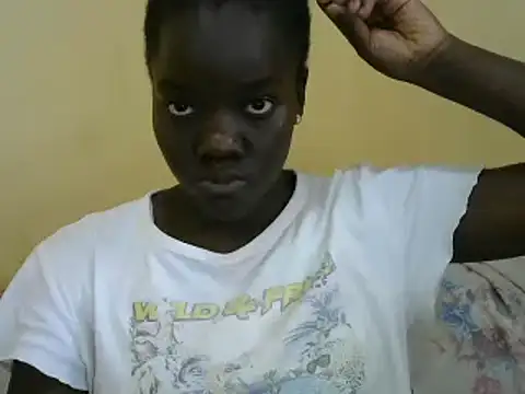 Snapshot of Sweet_chico2 chatting on December 6, 9:48 am Sweet chico2 online show from December 6, 9:48 am