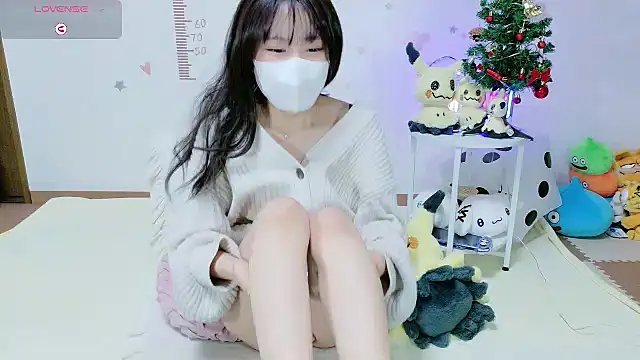 Snapshot of _Iroha_99 chatting on December 3, 2:27 pm Iroha 99 online show from December 3, 2:27 pm