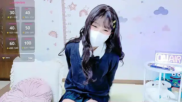 Snapshot of _Iroha_99 chatting on October 16, 1:47 am Iroha 99 online show from October 16, 1:47 am