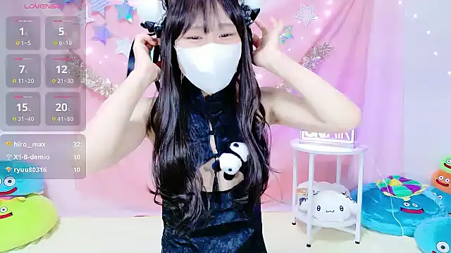 Snapshot of _Iroha_99 chatting on October 12, 2:18 pm Iroha 99 online show from October 12, 2:18 pm