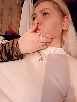 Minna Jeannie online show from November 25, 3:07 am