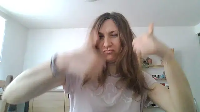 JasmineGlamour online show from April 13, 3:05 pm