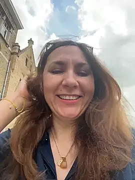 JasmineGlamour online show from July 4, 4:11 pm