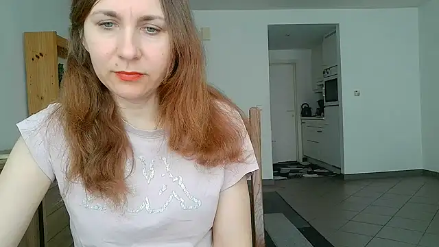 JasmineGlamour online show from May 6, 2:10 pm