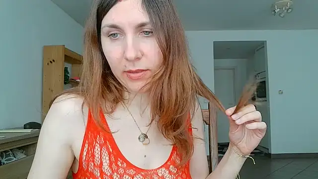 JasmineGlamour online show from May 4, 7:33 am