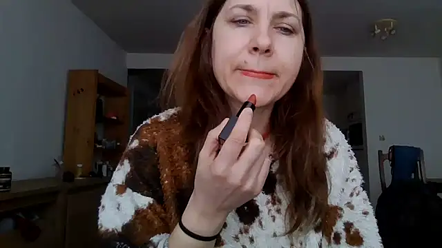 JasmineGlamour online show from April 10, 4:14 pm