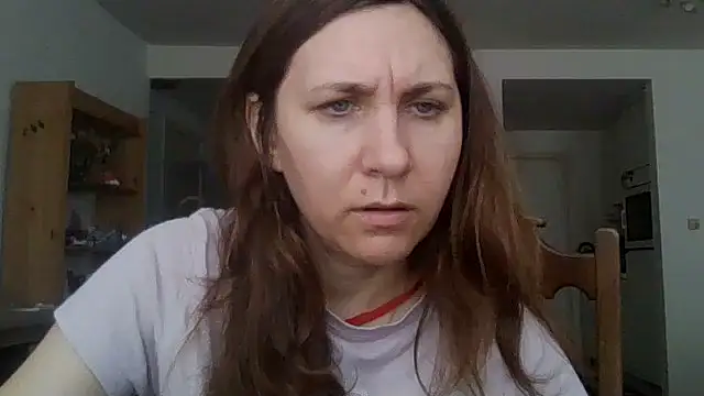 JasmineGlamour online show from April 5, 1:40 pm