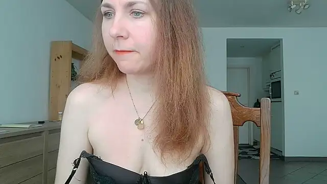 JasmineGlamour online show from May 10, 3:03 pm