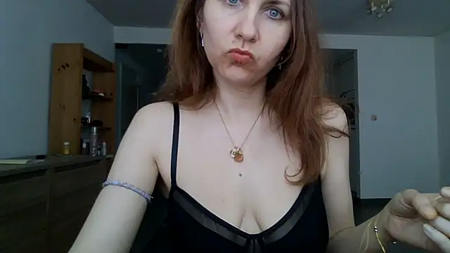 JasmineGlamour online show from May 11, 4:04 pm